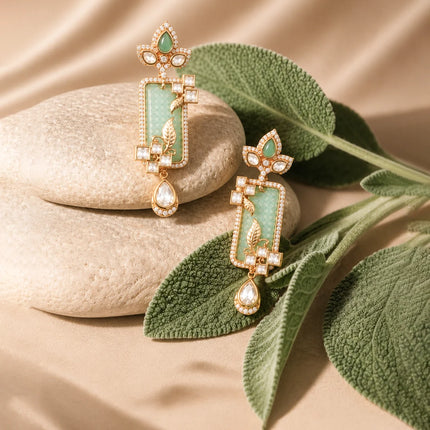 Summer Jewelry Trends: Must-Have Styles to Shine This Season