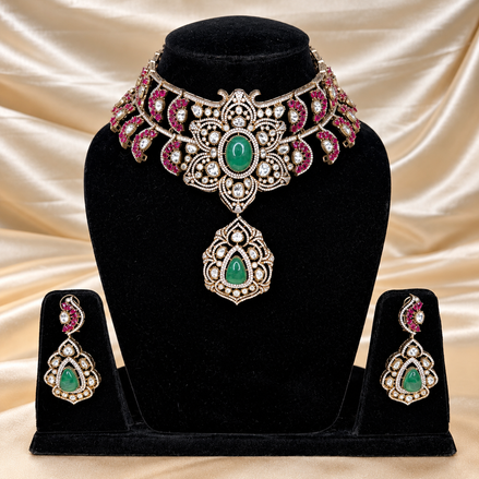 Emerald Rani Polki Necklace Set
