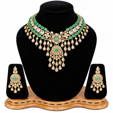 Emerald Jadau Teardrop Necklace Set