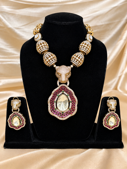 Emerald Green Heritage Pendant Necklace Set